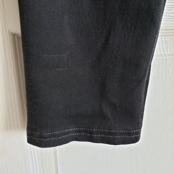 Brand New Nygard Luxe Denim Slims - Picture 2 of 16